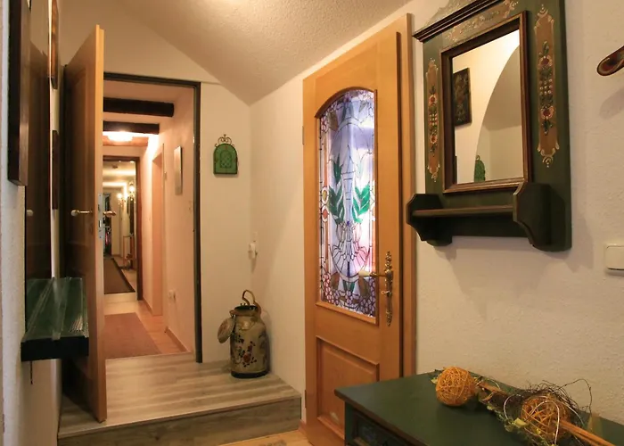 Landgasthof Und Hofmeister ゲストハウス Diemelsee